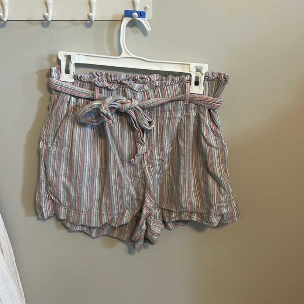 Front Tie Stripped Shorts